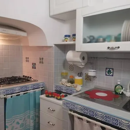 Casa Centro Storico غالّيبولي